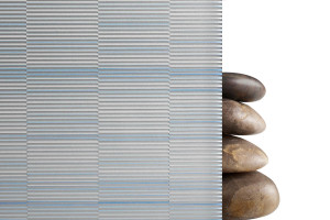 FSRT336 Стекло Vivispectra elements показано в конфигурации отражения с прослойкой изображения marea и стандартной отделкой Forms-surfaces