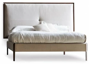 Molteni & C. Двуспальная кровать с мягким изголовьем