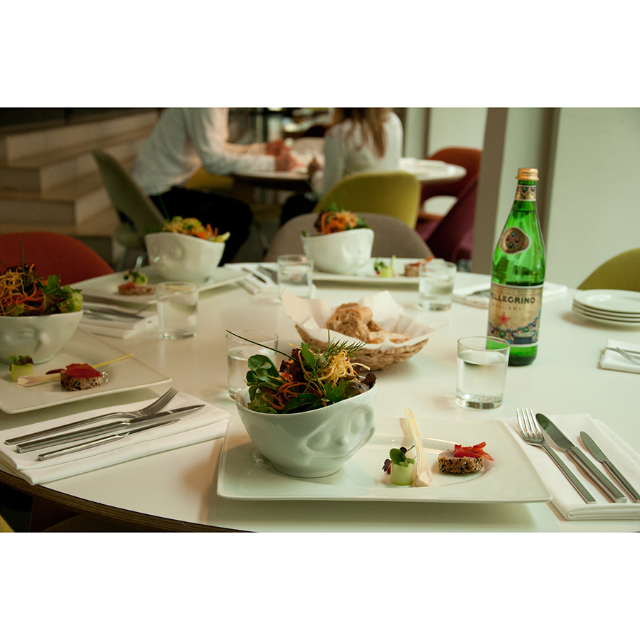 T01.04.01 Чаша tassen happy 500 мл белая Tassen by FIFTYEIGHT PRODUCTS  - Вид №3