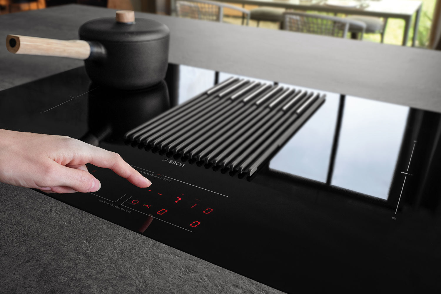 NIKOLATESLA LIBRA BL/F/83-PRF0147745 Индукционные варочные панели / индукционная, с вытяжкой, 900 м3/ч, черная Elica  - Вид №1