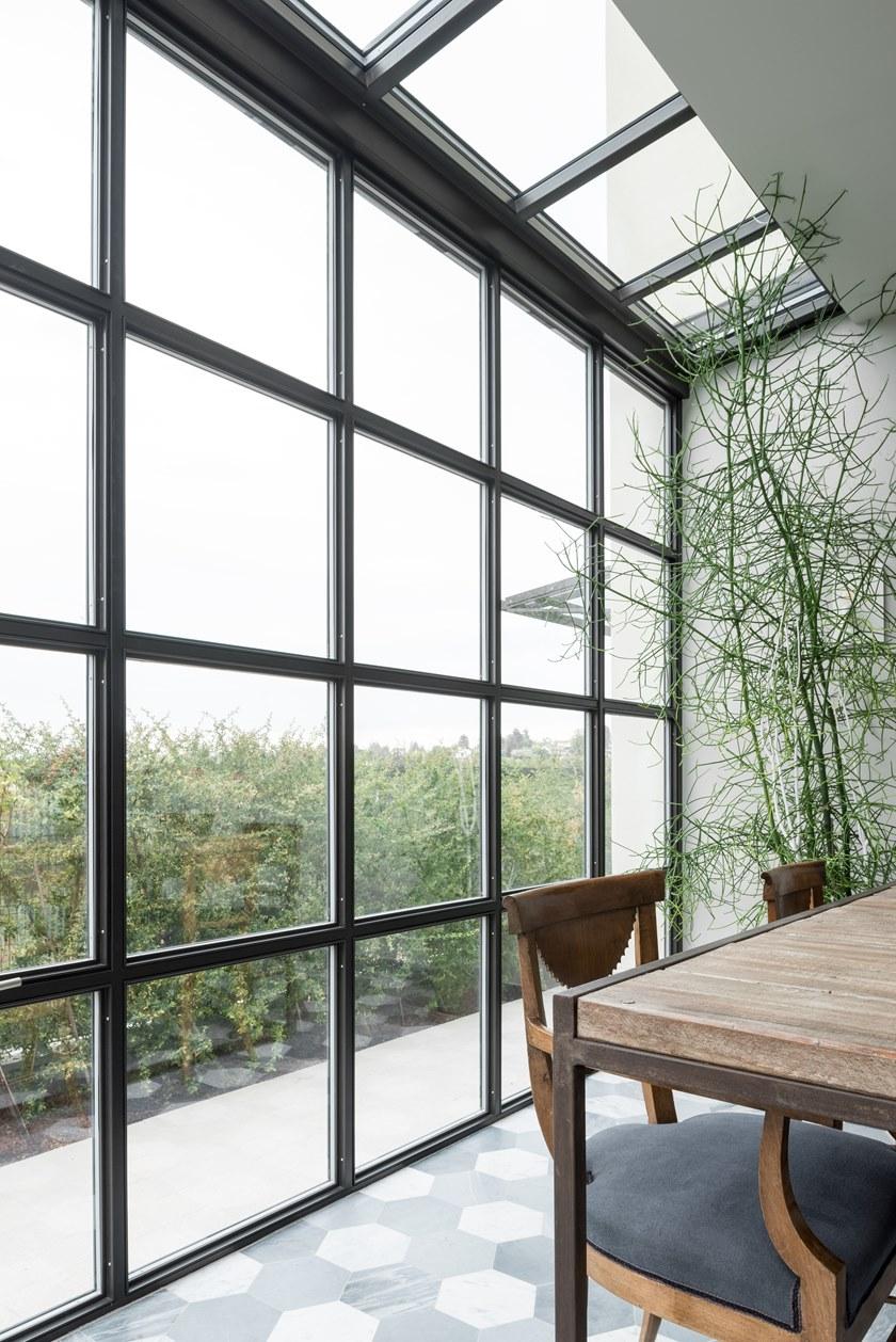 Jansen Поворотно-поворотное окно с терморазрывом sun-id-1355378 - Вид №1