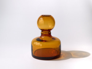 Ваза из дутого стекла