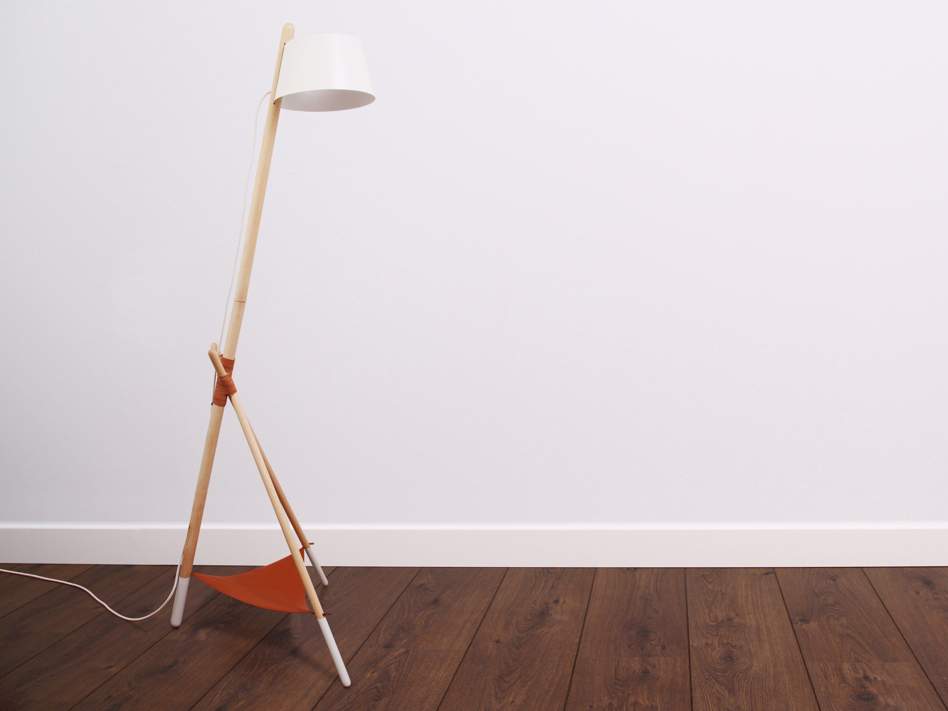 Торшер из бука Woodendot KA ARCH-00137953 - Вид №2