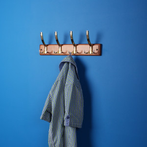 Вешалка  с тройными крючками, 450x70х50 мм, орех LJPS0004 Public Steel Россия