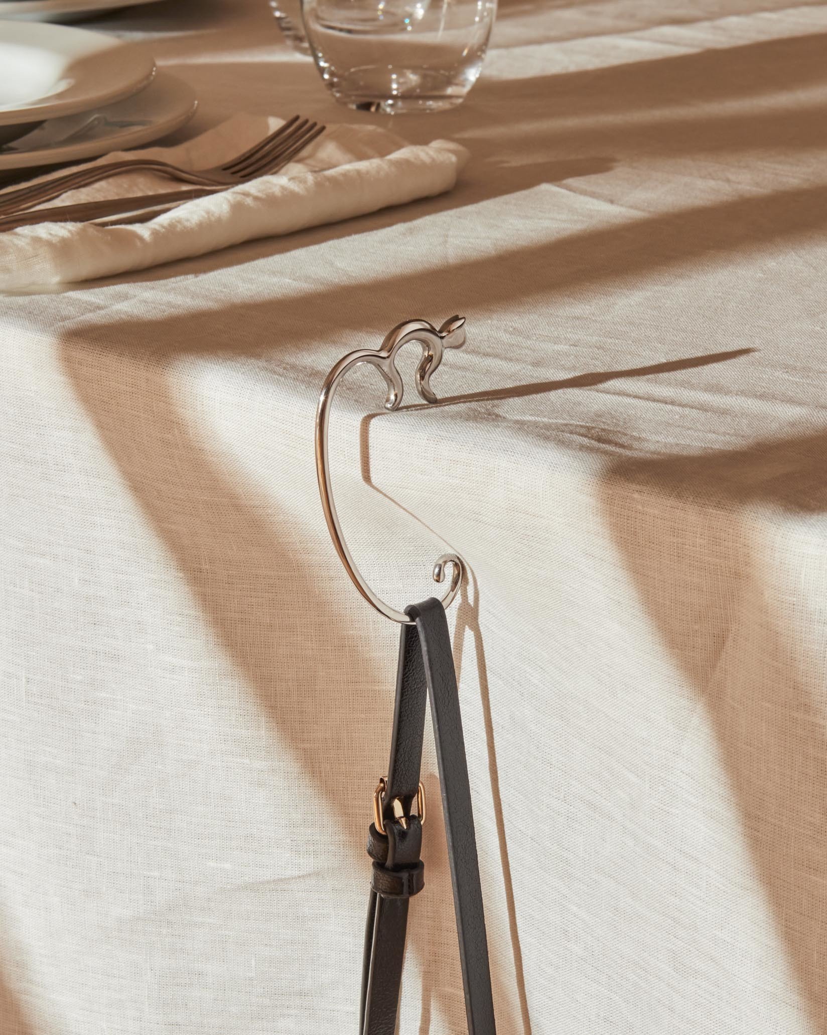 Настольный крючок для сумки Alessi Minou FGO01 - Вид №2