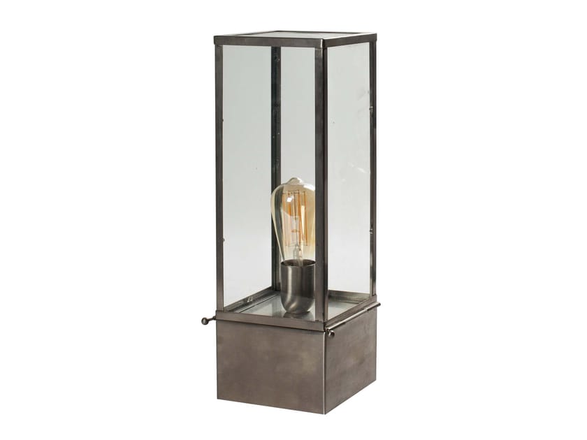 Латунная светодиодная настольная лампа Authentage Lighting Vitrine ARCH-00013743