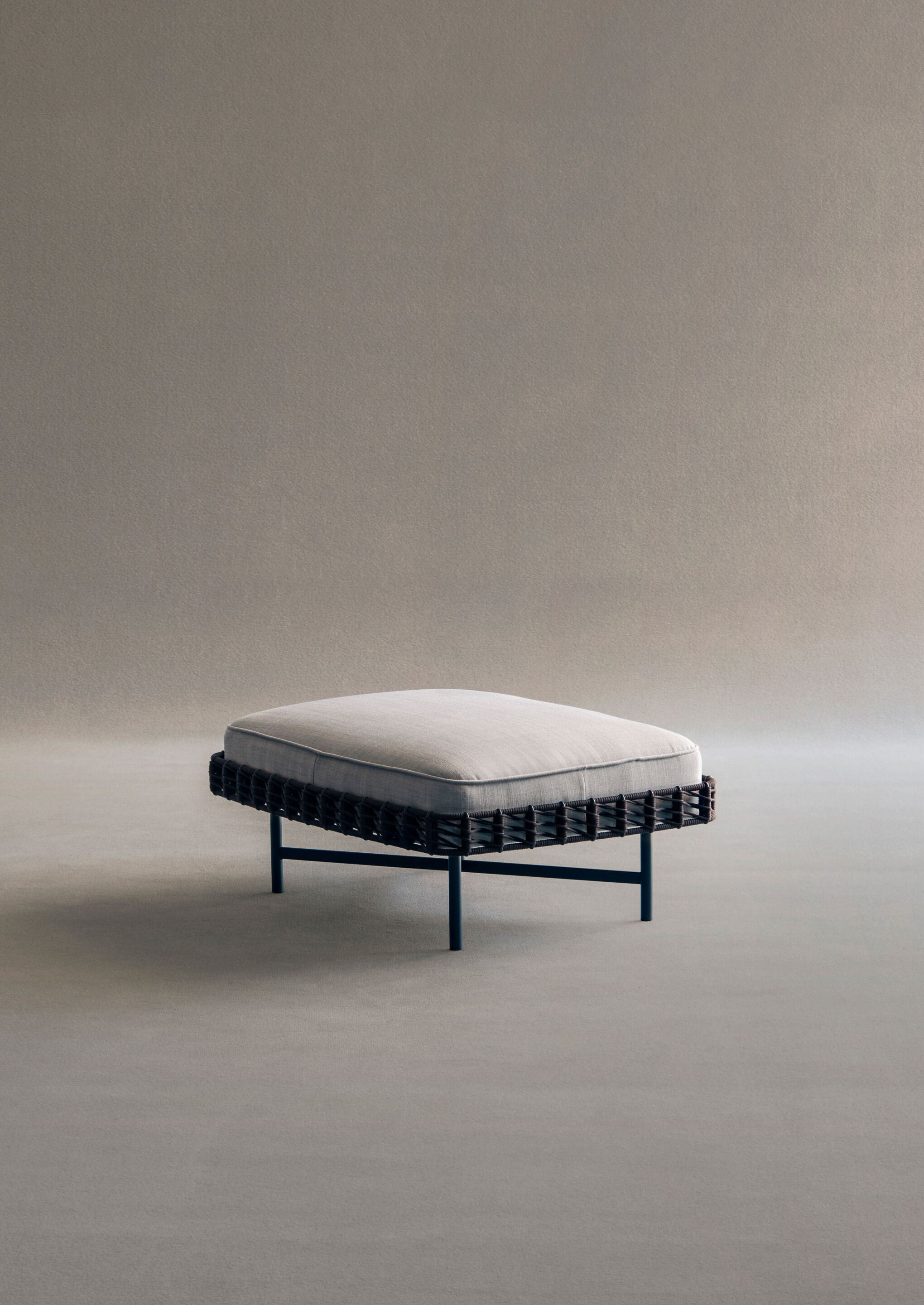 Прямоугольный садовый пуфик из веревки и ткани Potocco Ropu ARCH-00114711 - Вид №3