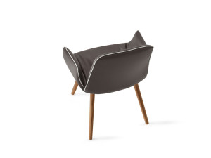 Кожаный мягкий стул с подлокотниками