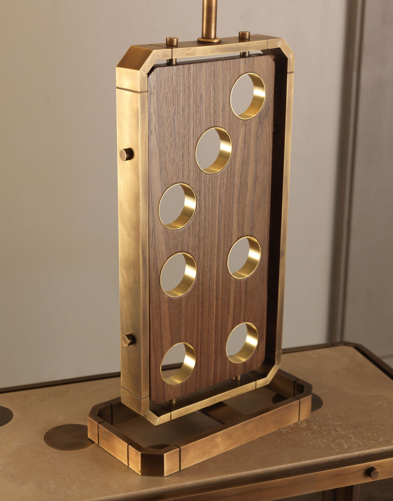 Деревянная настольная лампа OFFICINACIANI ARCH-00120489