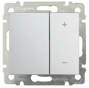 Светорегулятор (диммер) Legrand Valena нажимной 600W белый
