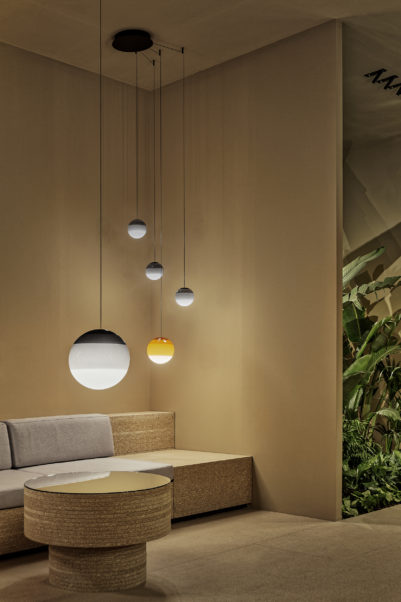 086144 Люстра 30 - 24V янтарная длинный шнур Marset Dipping Light  - Вид №3