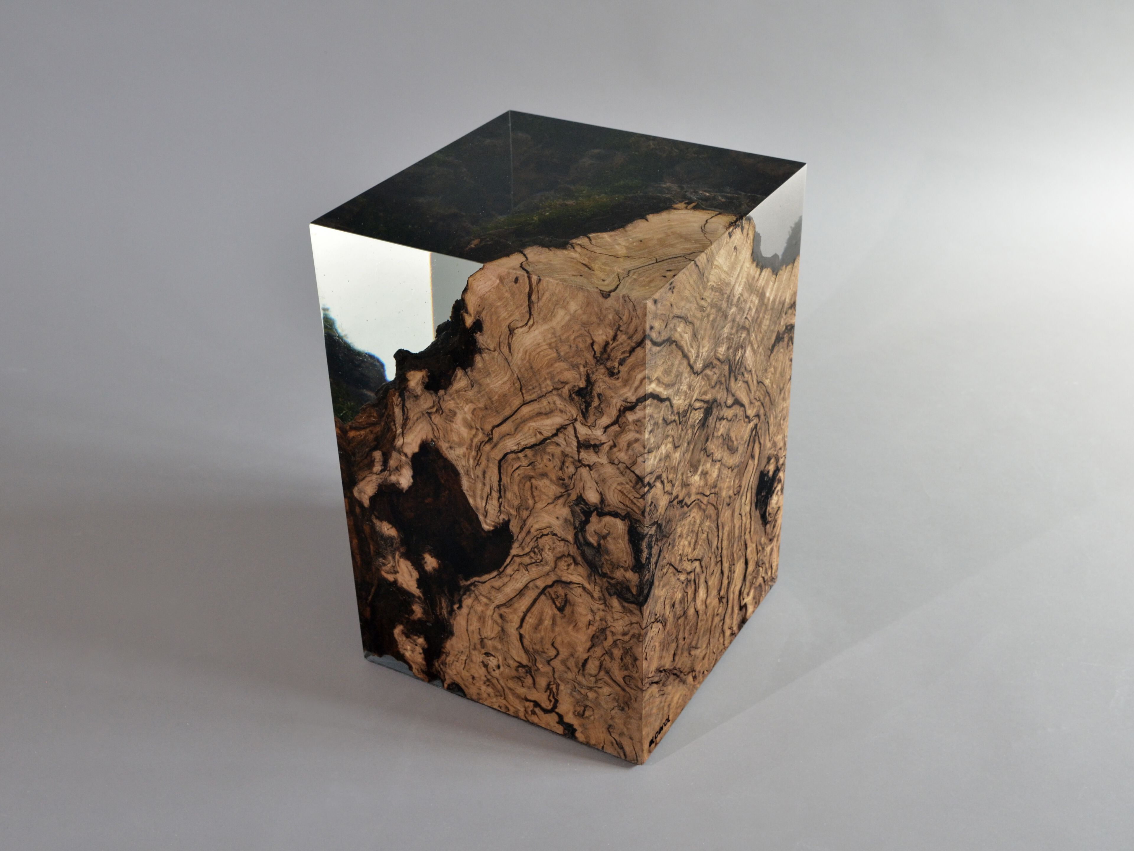 Журнальный столик / табурет из массива дерева и смолы alcarol Undergrowth ARCH-00124526 - Вид №2