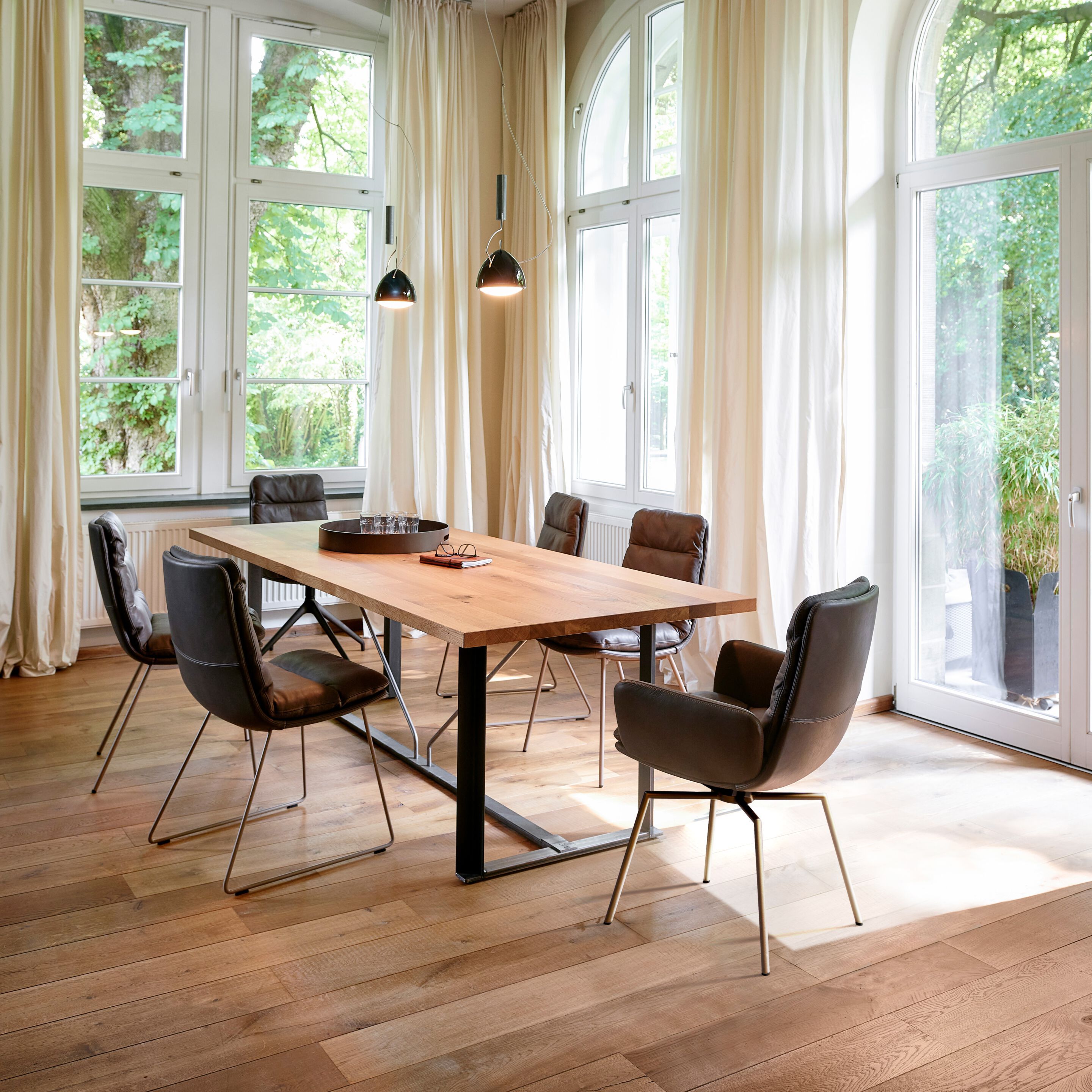 Поворотный стул с крестообразной рамой и подлокотниками KFF Arva ARCH-00050334 - Вид №1