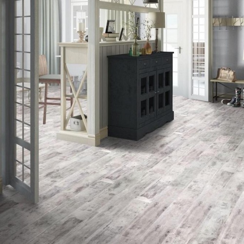 Виниловый ламинат Tarkett New Age Misty Дуб с брашью (Текстурированная) 914,4х152,4/101,6 мм 1000901205 - Вид №2