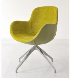 Italy Dream Design Кресло на козелке в бархате с подлокотниками