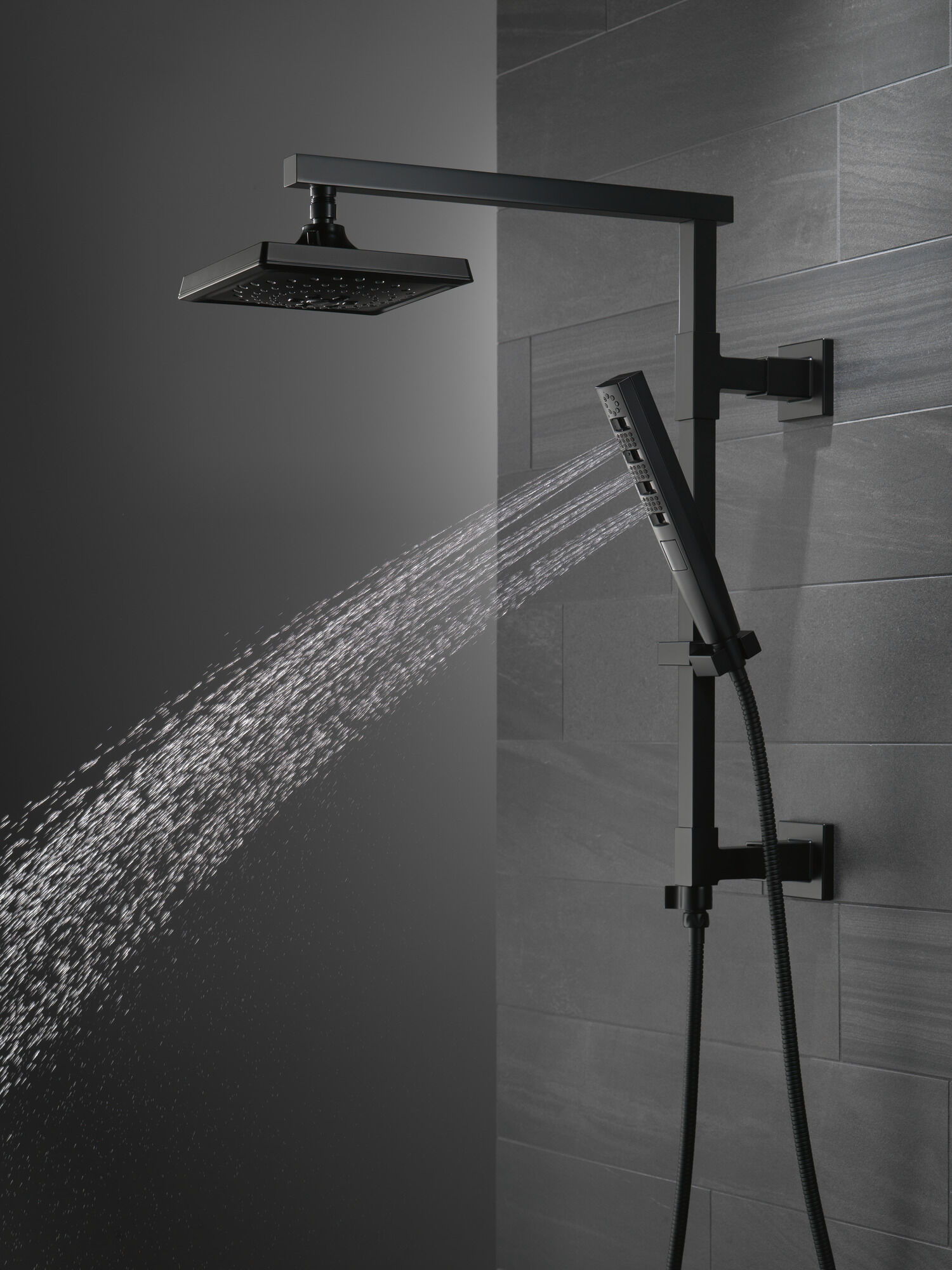 58410-BL Душевая колонна угловая 18 дюймов Delta Faucet Universal Showering Матовый черный  - Вид №6