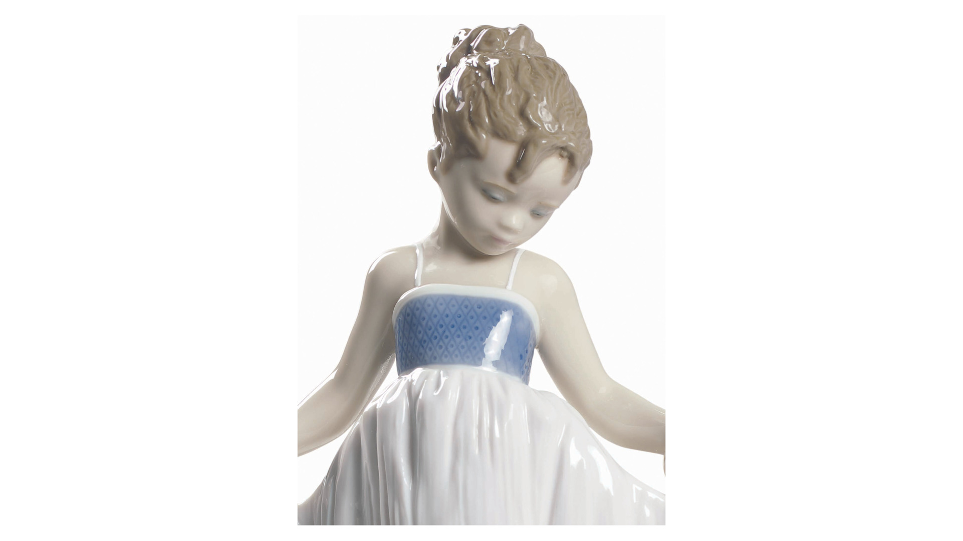 10669074 LLADRO Фигурка Lladro "Взгляни на мое платье" 12х20см Фарфор Lladró  - Вид №1