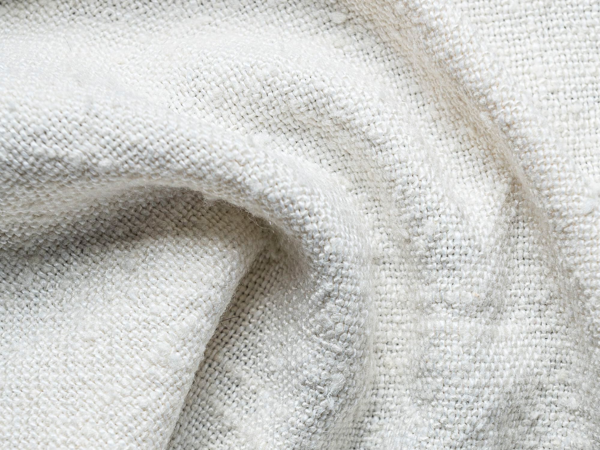 Льняная и шелковая однотонная ткань The House of Lyria PILOSELLE ARCH-00120107