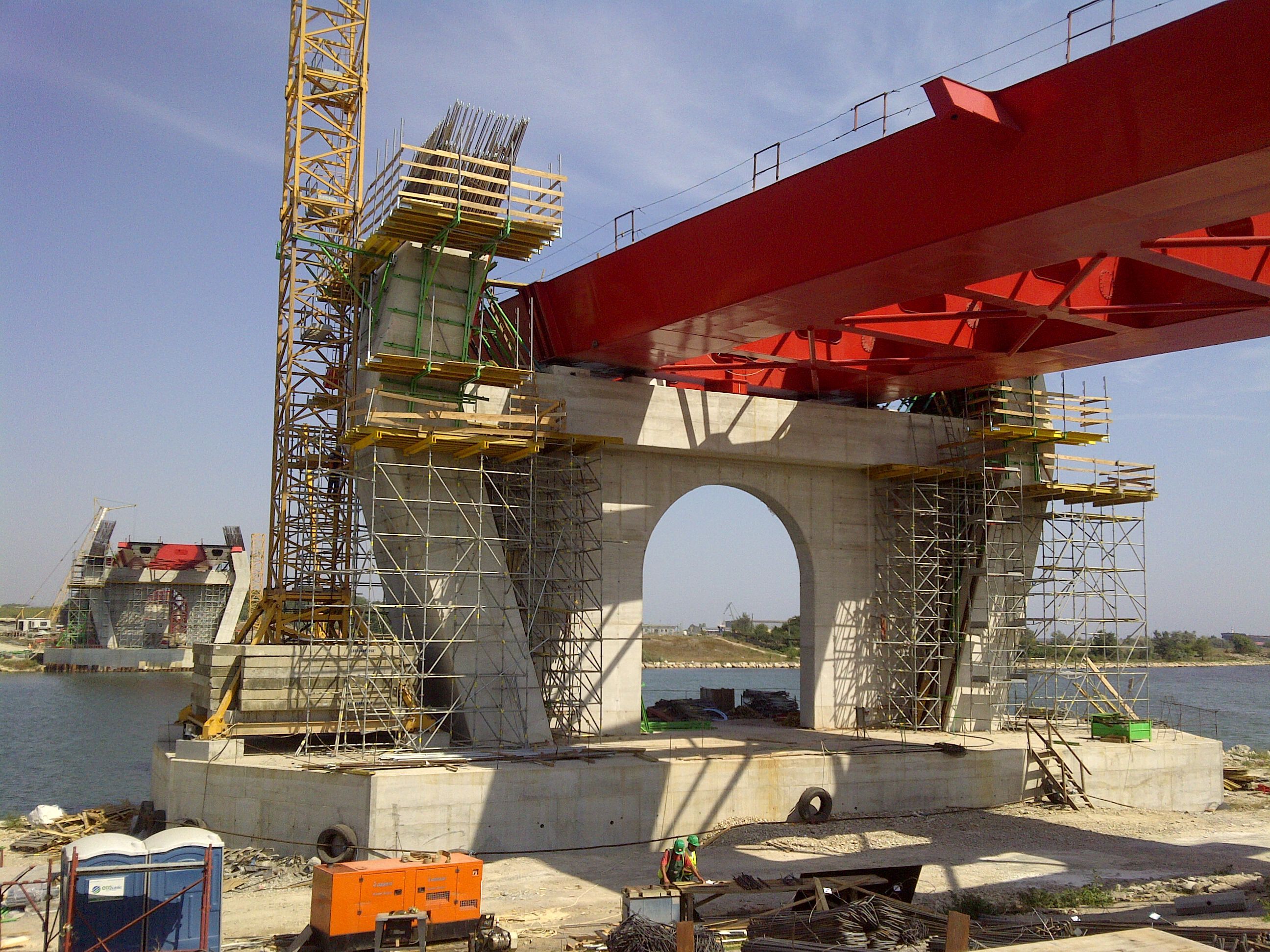 Регулируемые безудержные полки для опалубки Faresin Formwork UCB - MENSOLA RAMPANTE UNIVERSALE ARCH-00077314 - Вид №4