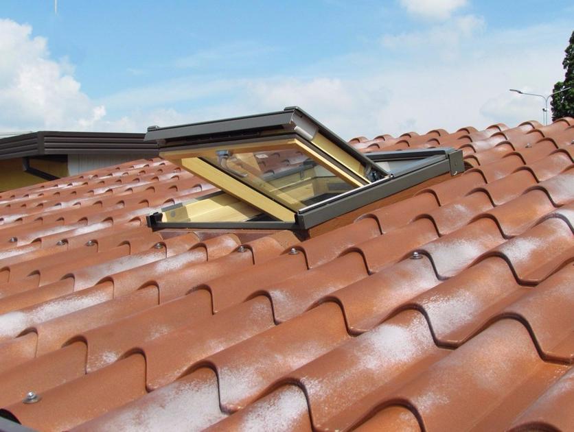ISOPAN Мансардное окно с изоляционной панелью sun-id-1435624 - Вид №1
