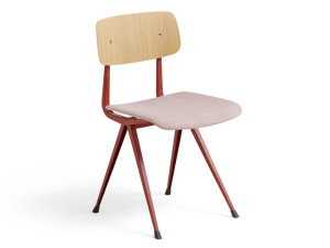 Стул из шпона с мягким сиденьем