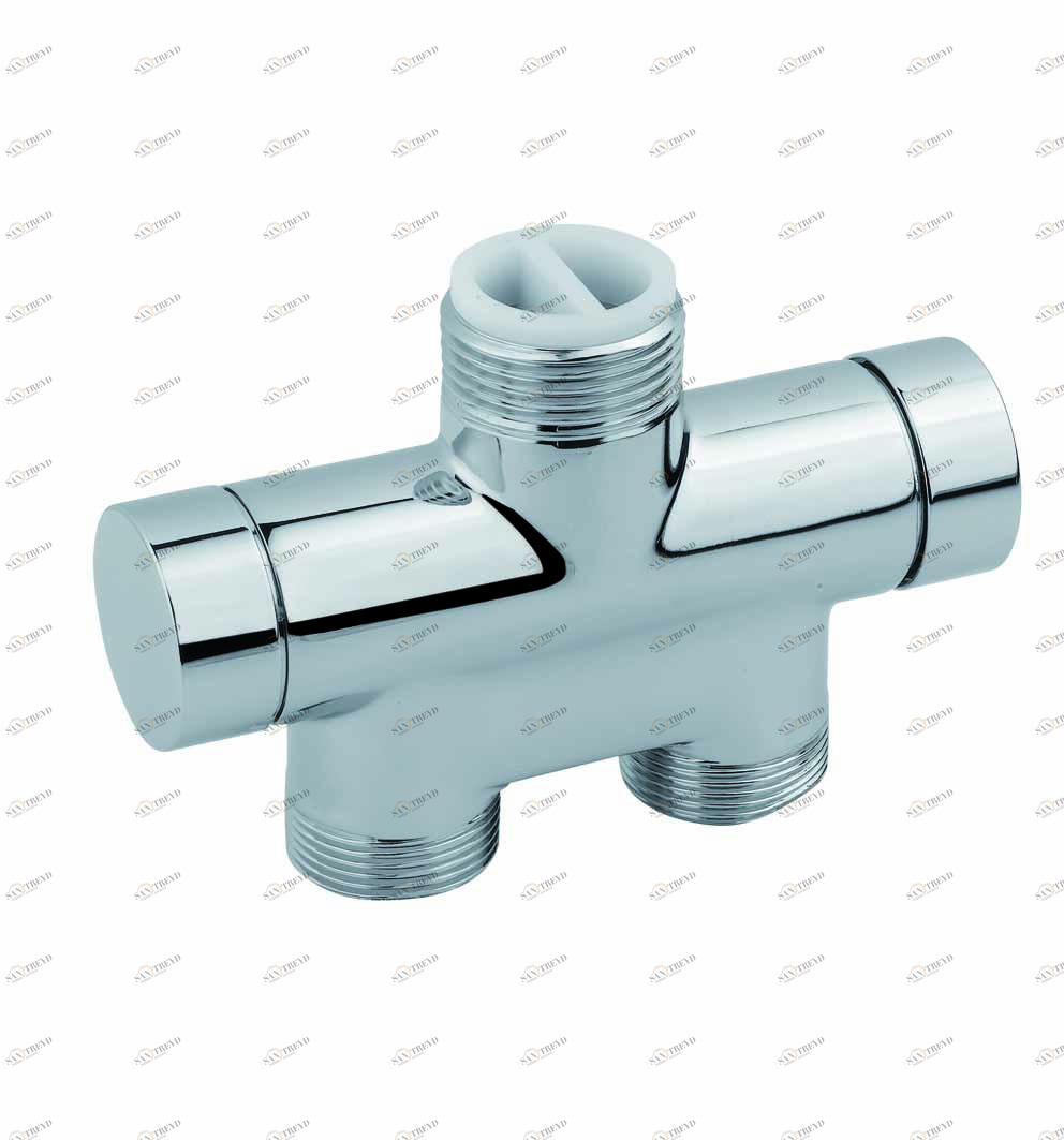 Carlo Poletti V87500HTKM Клапан одно/двухтрубный с by-pass и держателем, центральное подсоединение. Версия прямая с подключением медной или пластиковой трубы. Межосевое расстояние 40 мм. Клапан, совместимый с системой ТКМ 