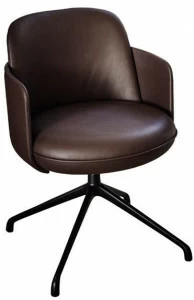 Wittmann Вращающееся кресло на козелке из кожи Merwyn