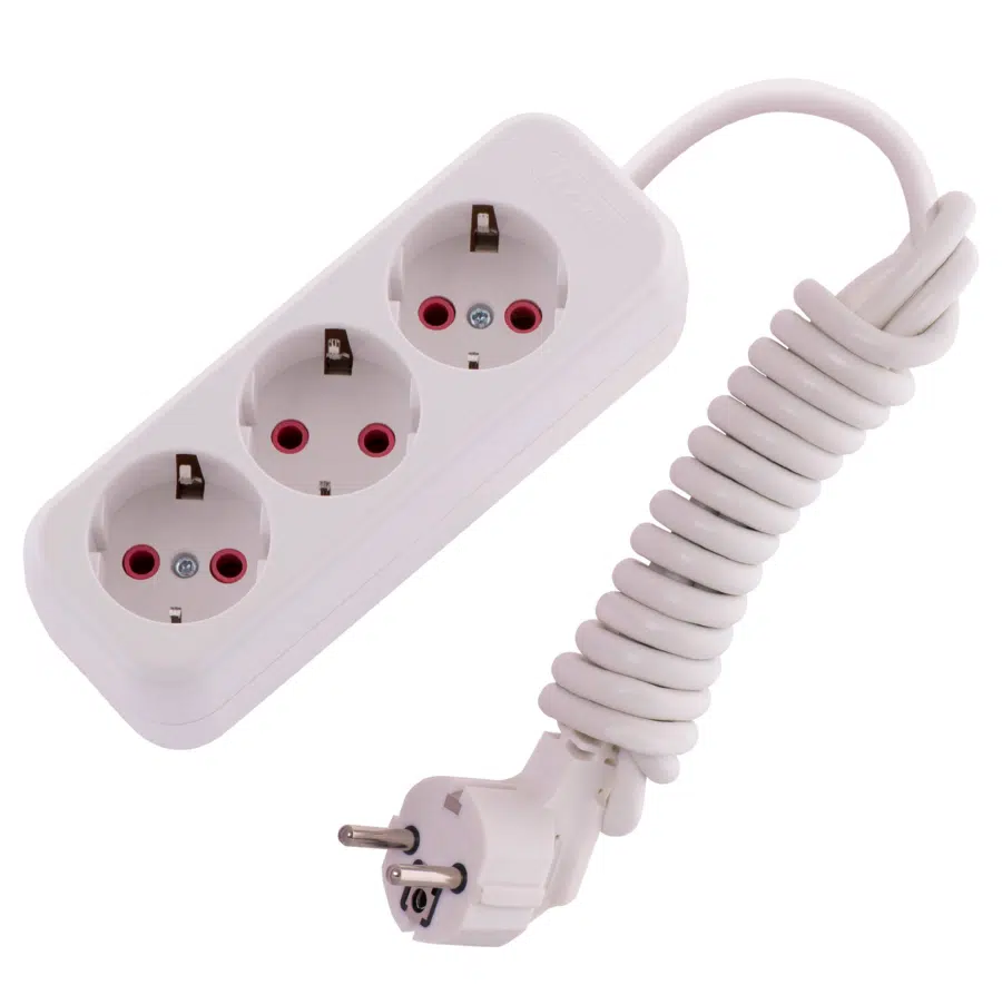 LILA Удлинитель с заземлением 3 входа, 2 метра белый LEZARD 720-0302-301