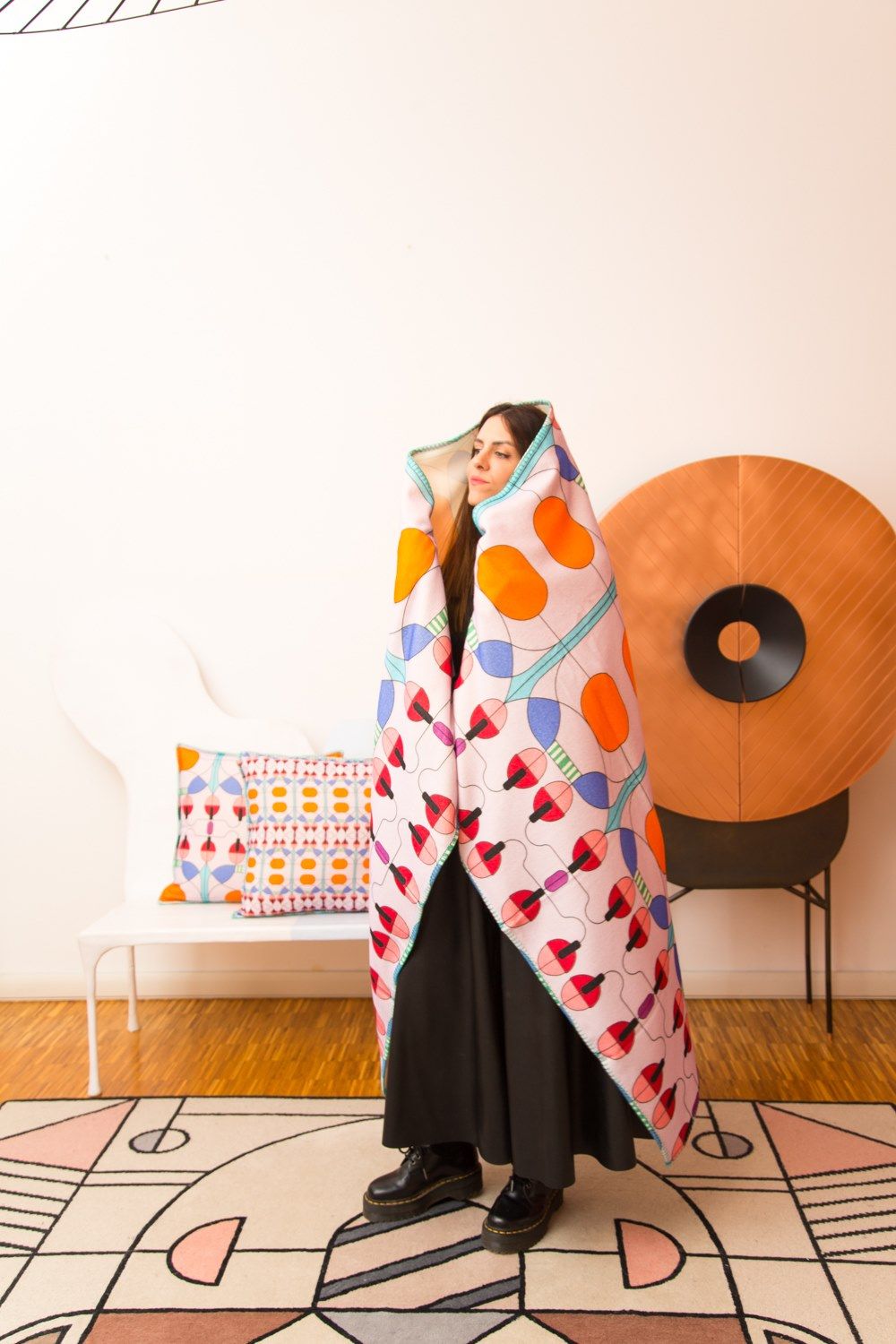 Многоцветный плед с графическим рисунком из мериносовой шерсти Lanerossi Колокольчик ARCH-00050486 - Вид №10