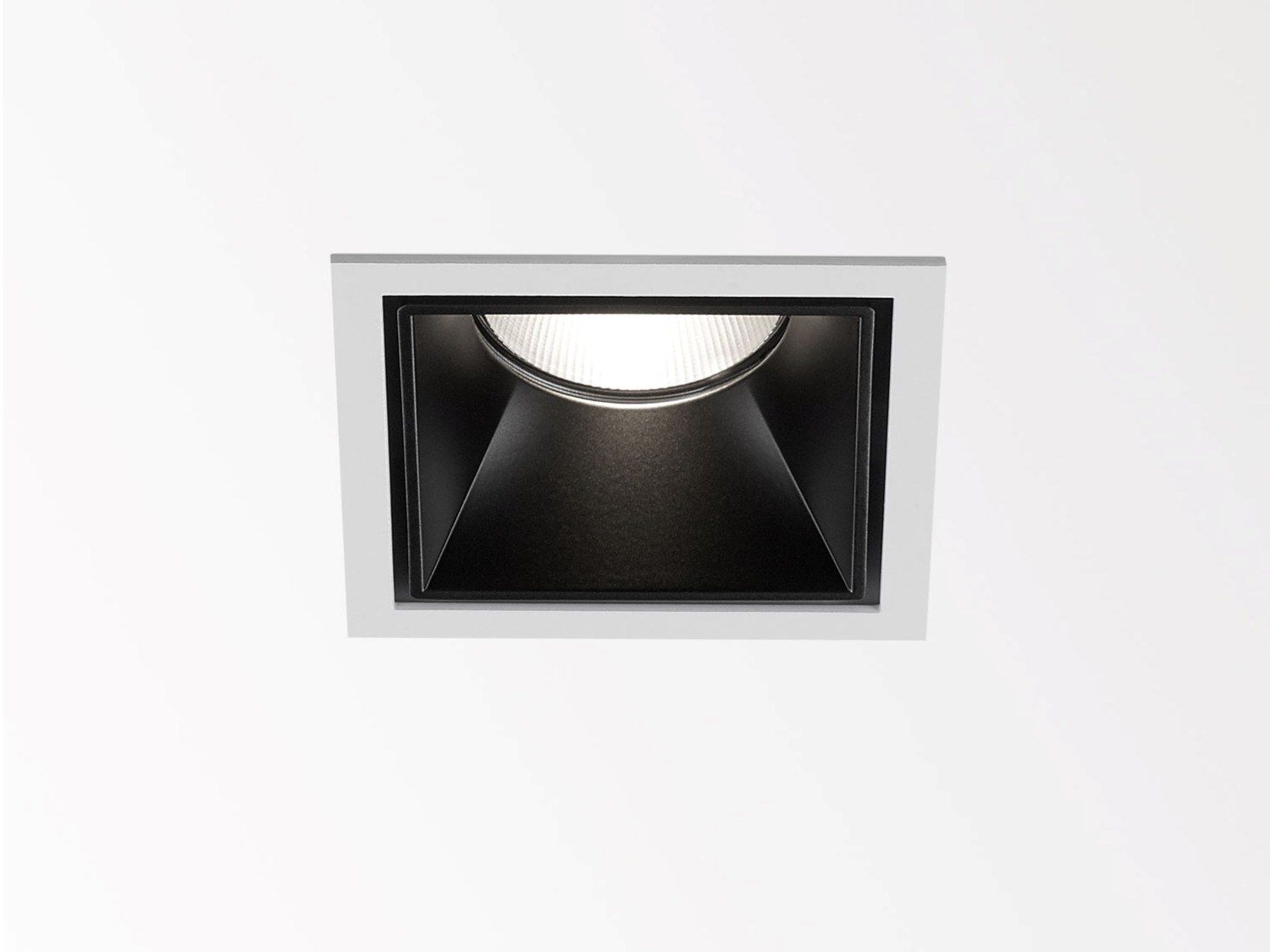 Квадратный светодиодный светильник Deltalight Carree ARCH-00083788