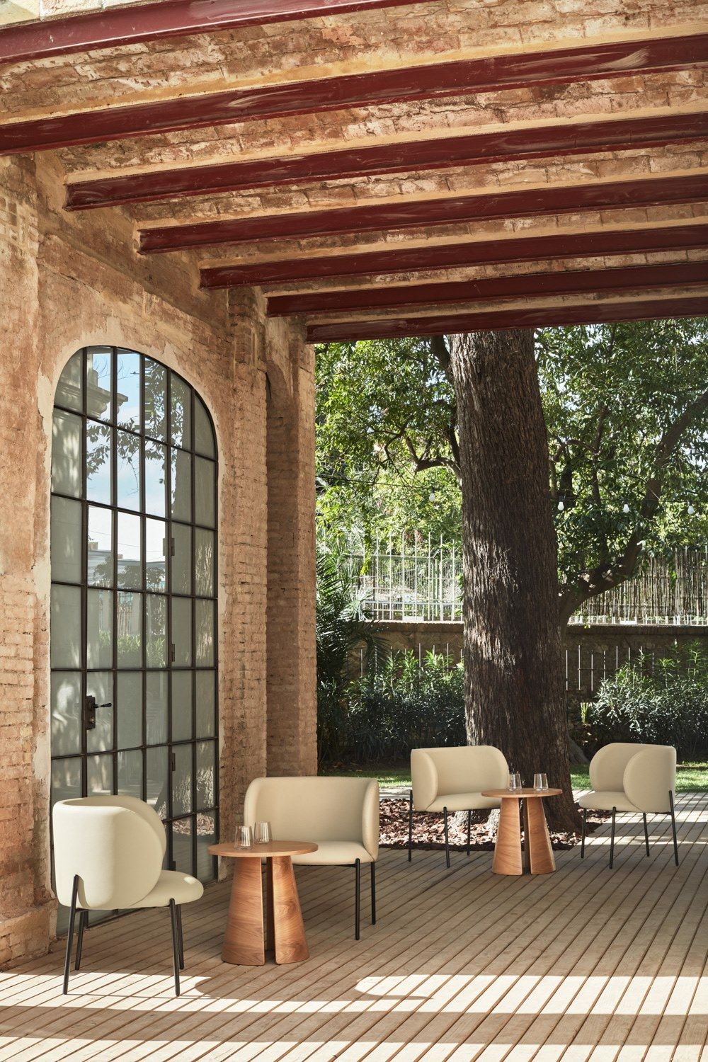 Кресло из искусственной кожи с подлокотниками TEULAT Mogi ARCH-00092240 - Вид №28