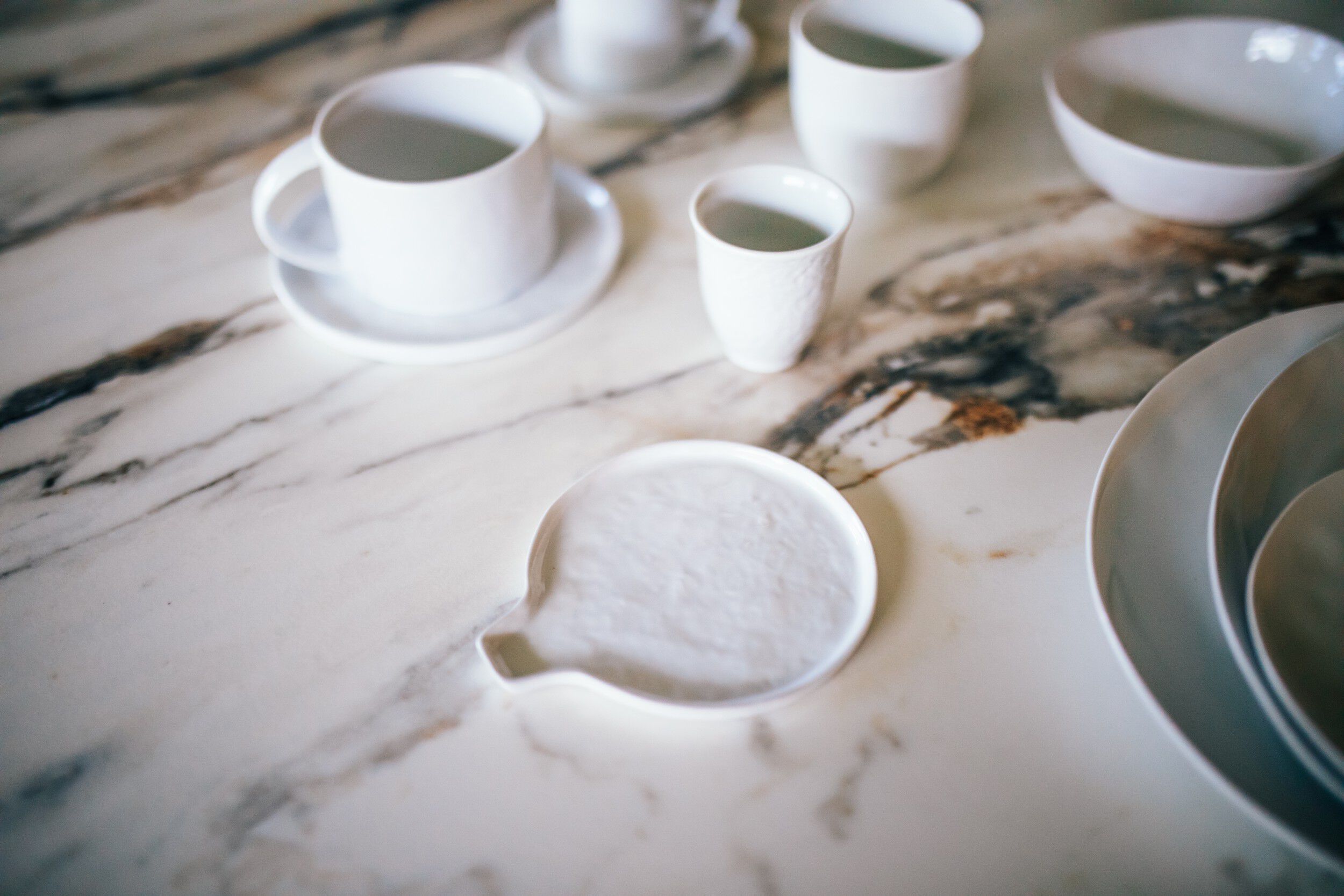 Фарфоровая круглая тарелка POMAX Porcelino White ARCH-00028667 - Вид №6