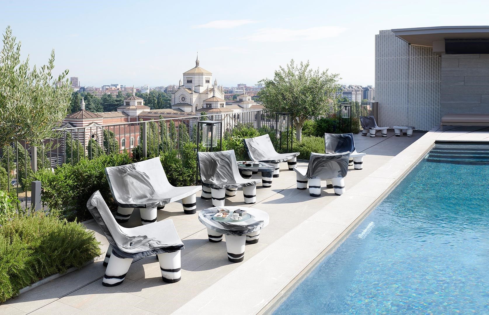 Журнальный столик из полиэтилена SLIDE Low Lita ARCH-00153123 - Вид №3