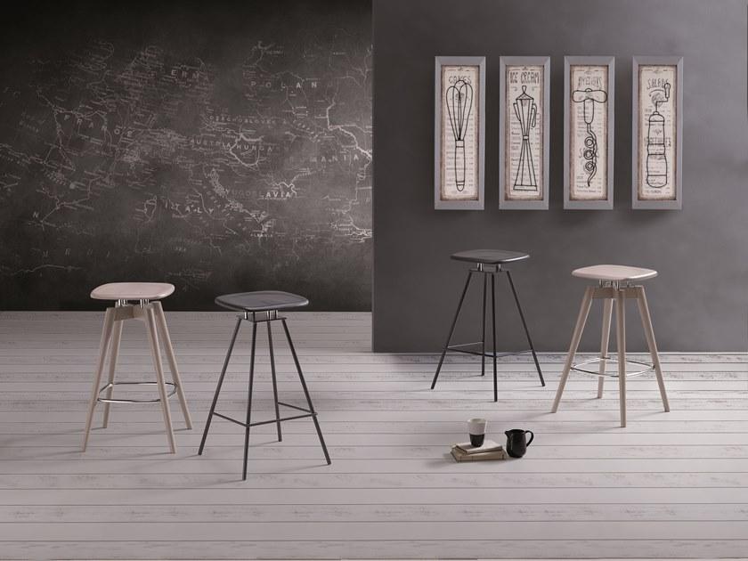 Natisa Высокий деревянный табурет sun-id-1402634 - Вид №1