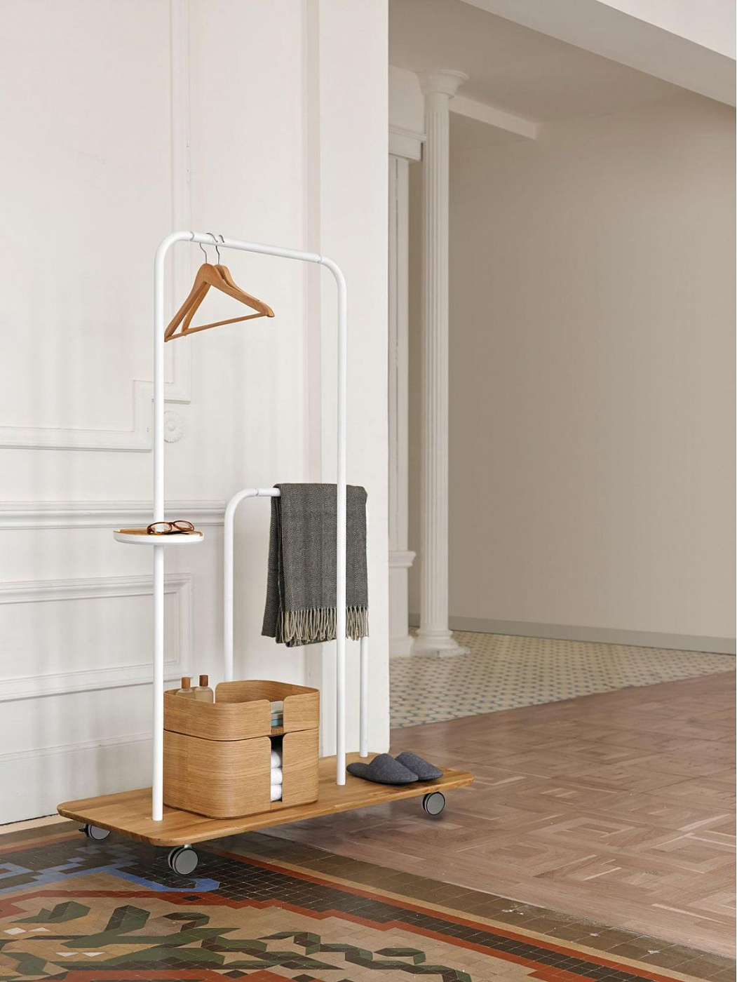 000785 Вешалка для костюмов Punt Mobles Platel Santreyd  - Вид №7