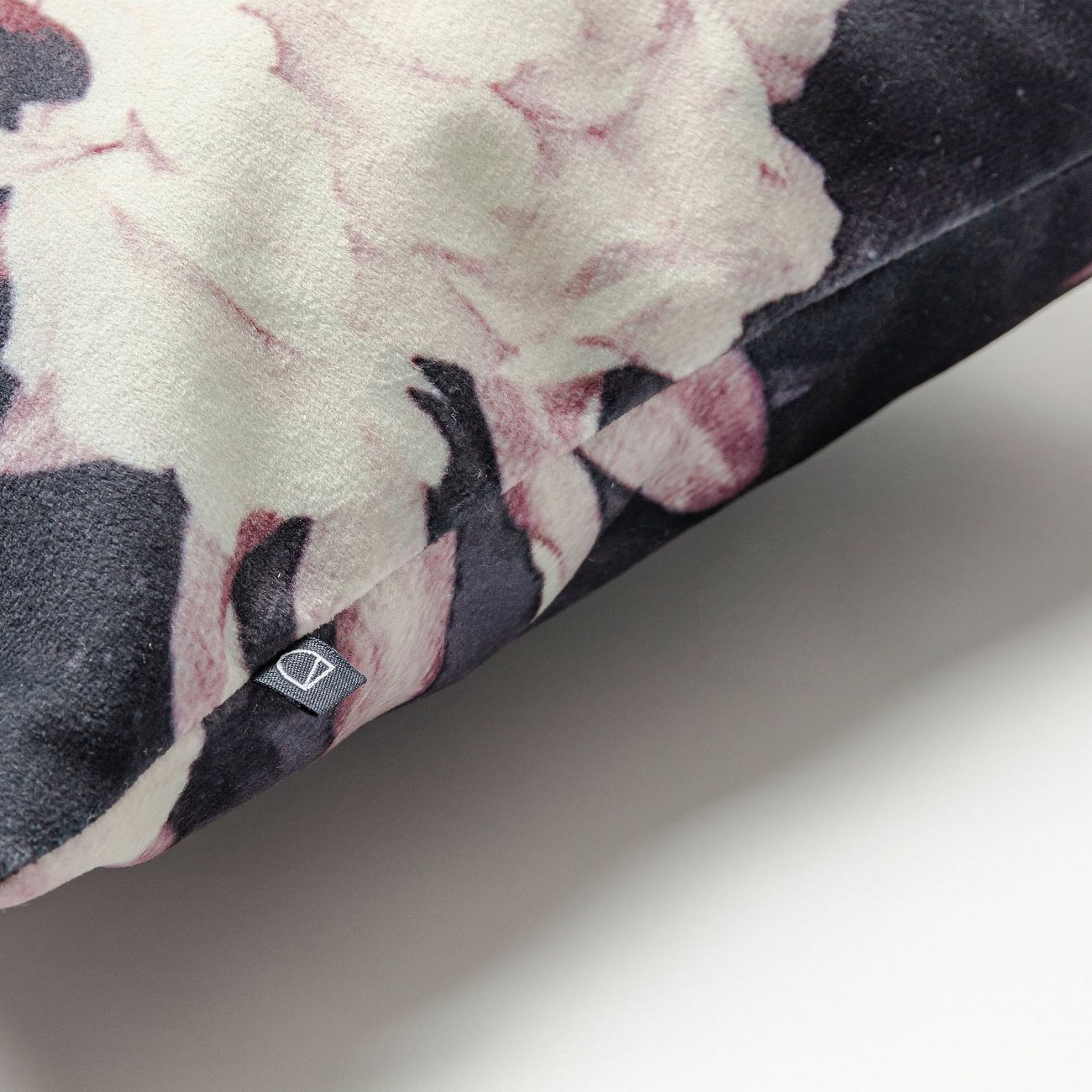 Чехол на подушку Мak 45х45 цветочная от La Forma LA FORMA РИСУНОК, РАСТЕНИЯ, ЦВЕТЫ 289206  - Вид №3