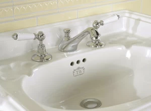 Traditional bathrooms Смеситель для раковины на 3 отверстия АСКОТ Tb400.514.nk