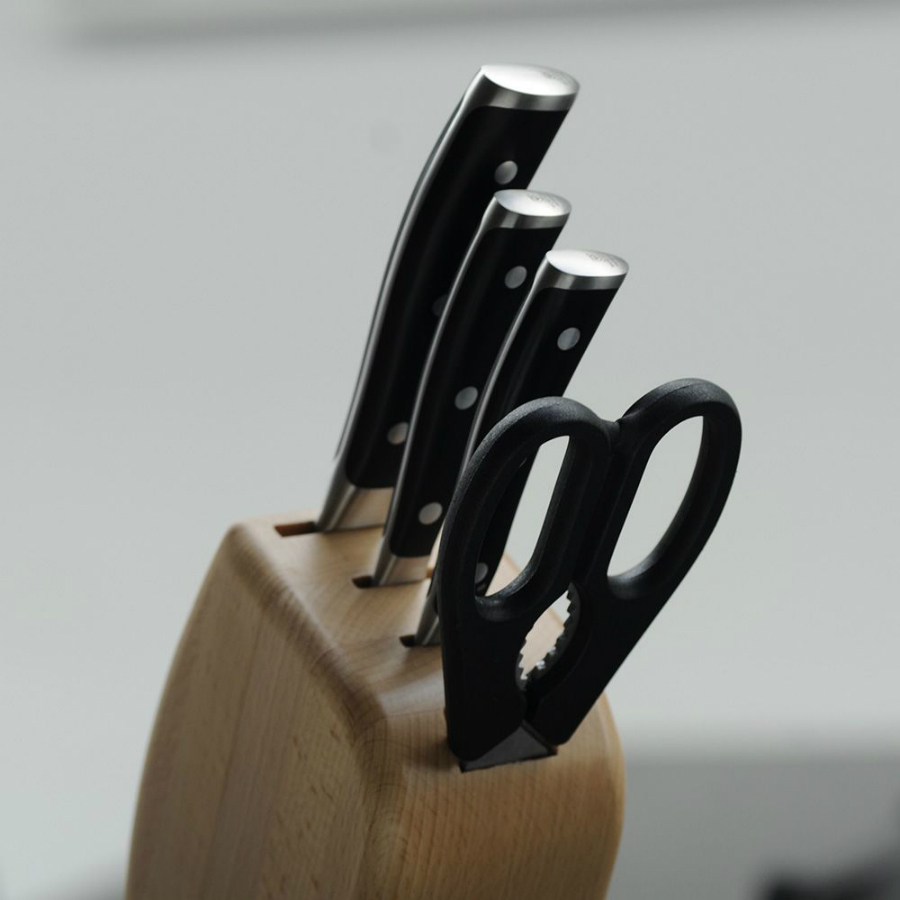 Нож кухонный для нарезки филе Classic Ikon, 16 см WUESTHOF W4556 - Вид №6