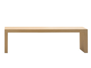 Деревянная скамья