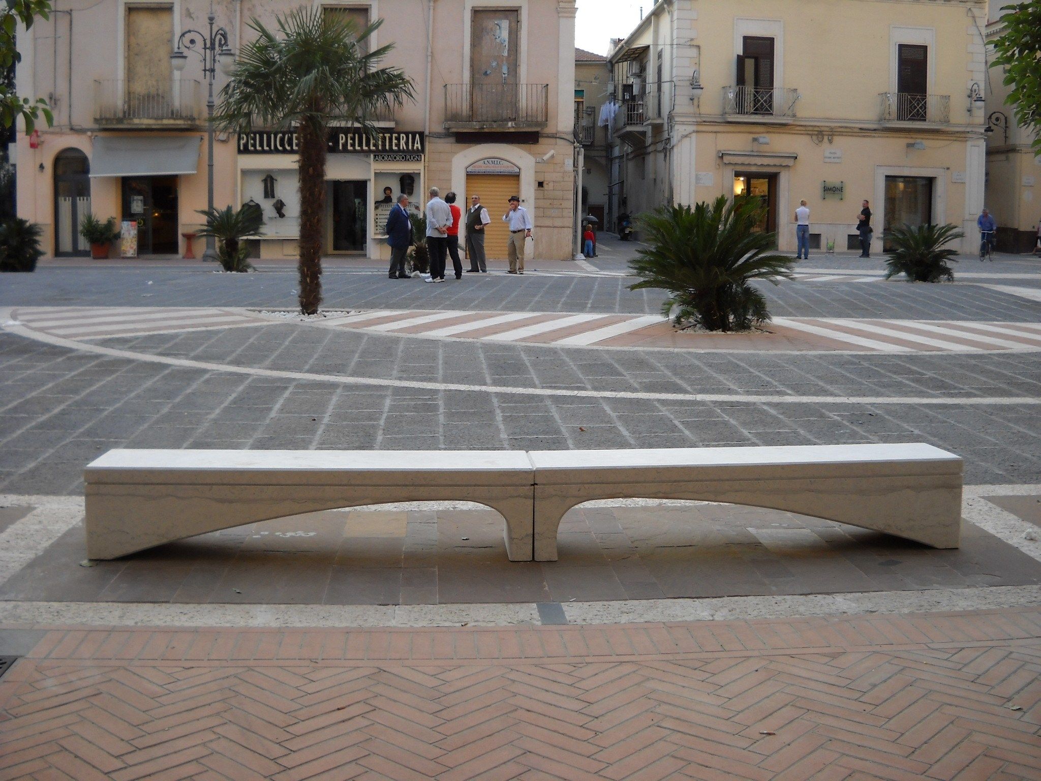 Скамья из камня Apricena Viscio Urban Design Onda ARCH-00104355 - Вид №3