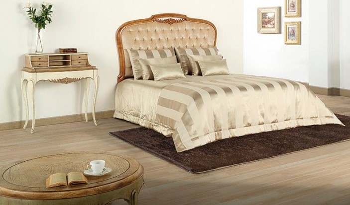 003969 Кровать со стеганым изголовьем AM Classic Gala Santreyd