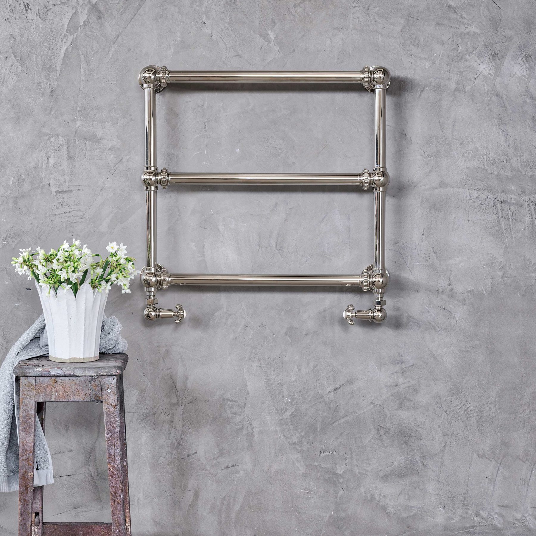 Traditional Towel Rails полотенцесушители The Mercantile Wall Mounted Catchpoleandrye 