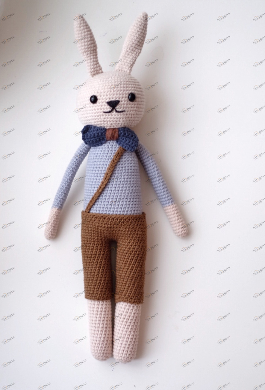 Игрушка Зайчик "Алекс" ALABUSHEK TOYS ВЯЗАНЫЕ ИГРУШКИ 017029 Синий;коричневый;белый 