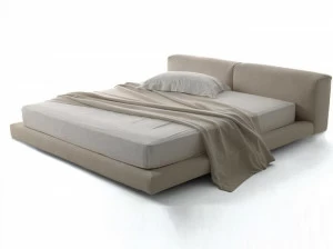 Living Divani Двуспальная кровать с мягким изголовьем Wall