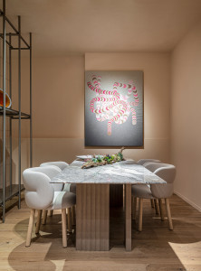 Прямоугольный стол с деревянной, мраморной или стеклянной столешницей