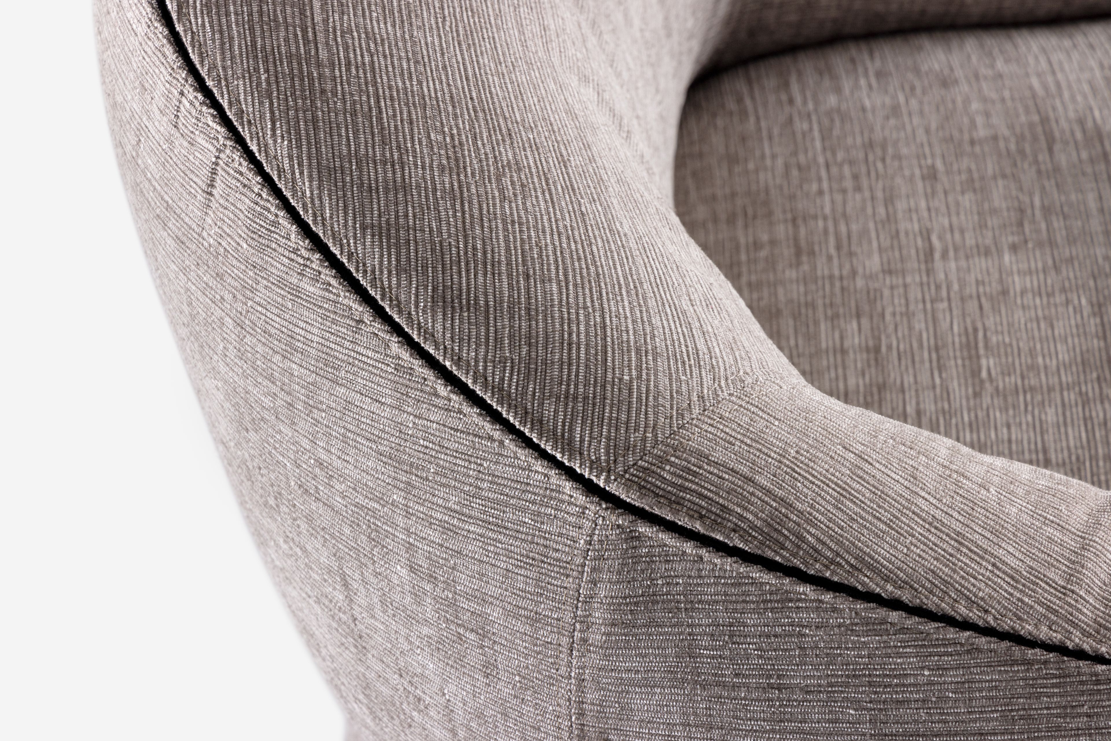 Кресло с подлокотниками Flou Мадам Баттерфляй ARCH-00021203 - Вид №1