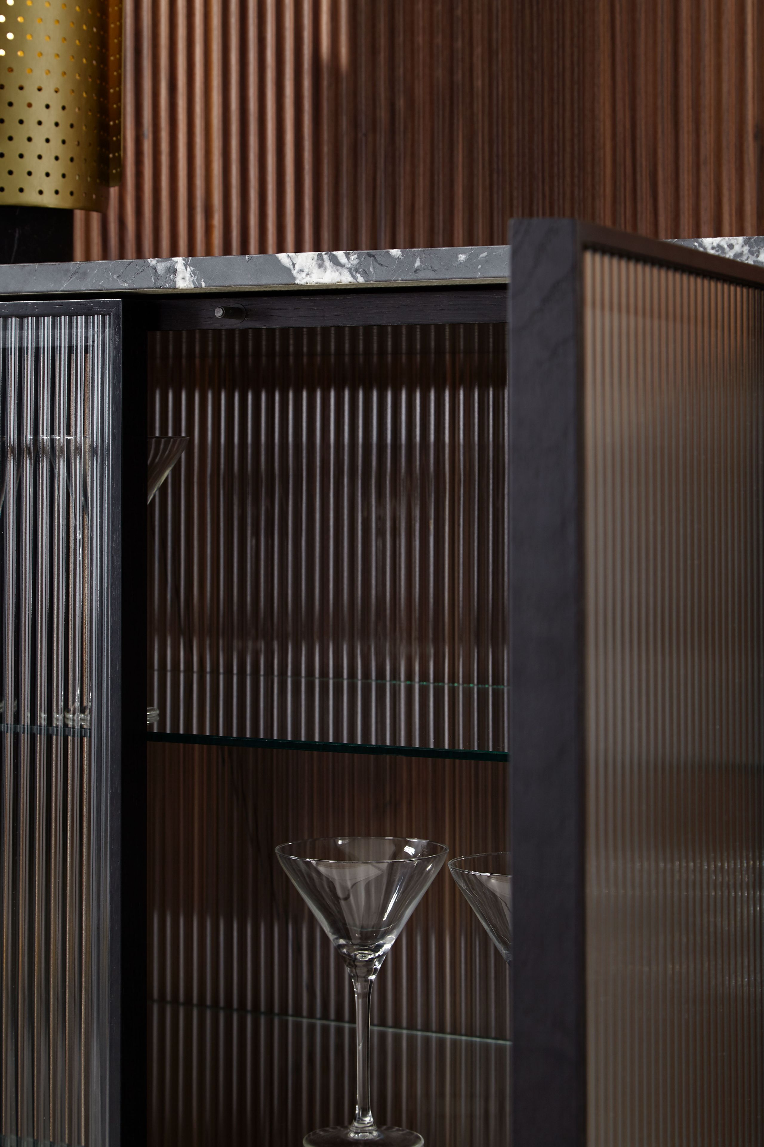 Деревянный шкаф с распашными дверями Punt ARCH-00054972 - Вид №25