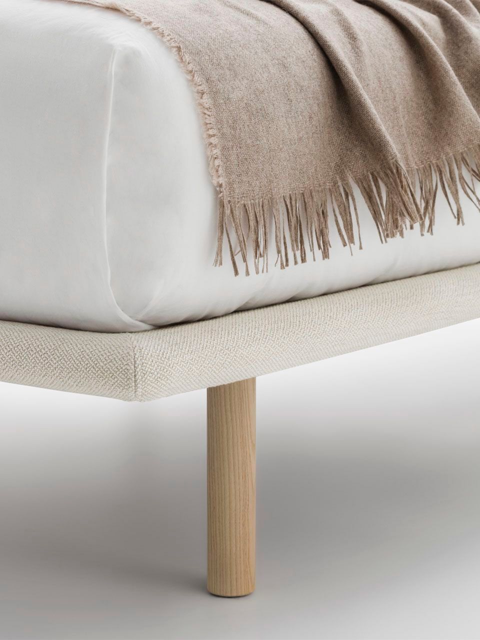 Двуспальная кровать из ткани с мягким изголовьем Pianca FILO UP ARCH-00047367 - Вид №3