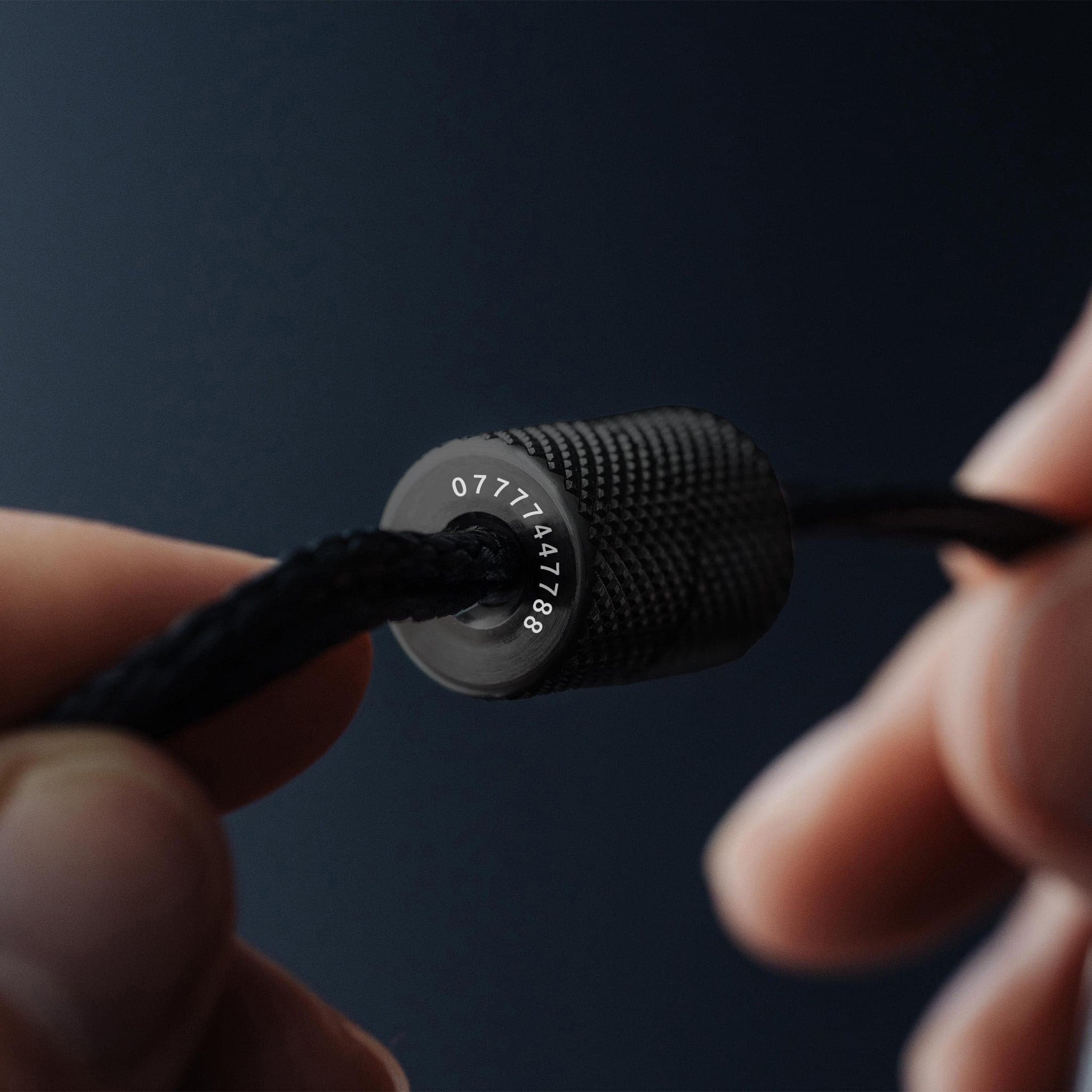 W208BST Брелок для ключей - черная сталь Wingback  - Вид №7