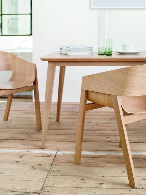 TON Стул из массива дерева с подлокотниками Merano 321400 - Вид №3